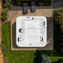 Outdoor Whirlpool - Tundra (210x210x80cm)